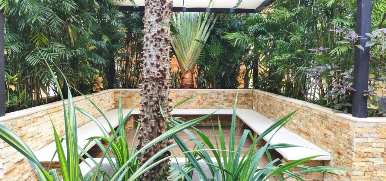 The City Condos By Menesse Playa del Carmen Exterior photo