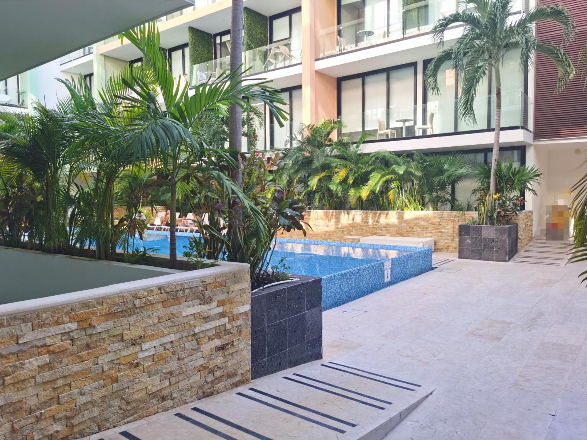 The City Condos By Menesse Playa del Carmen Exterior photo